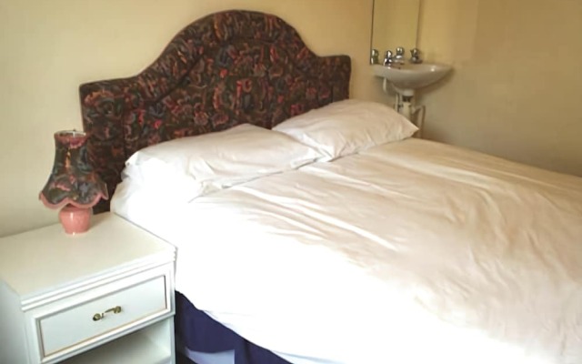 Ely Guest House
