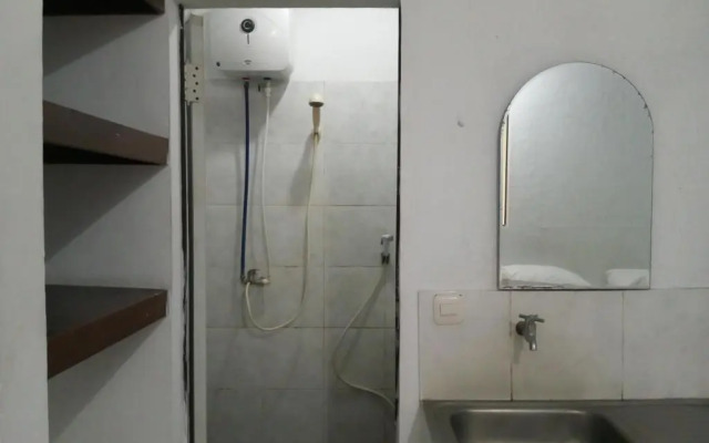 G357 Near Margo City by ZUZU