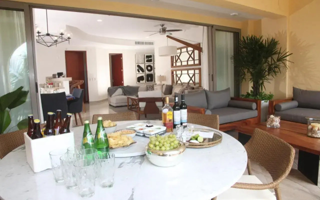 Petit Luxe Las Gavias Grand 217