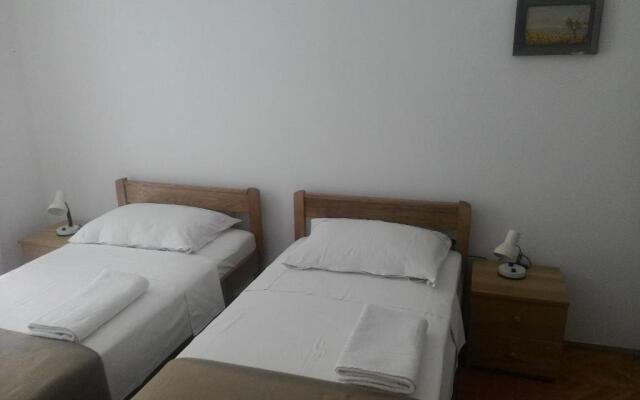 Apartments Prisnac