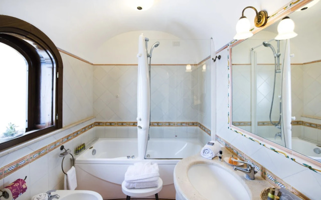 Villa Degli Dei Luxury House