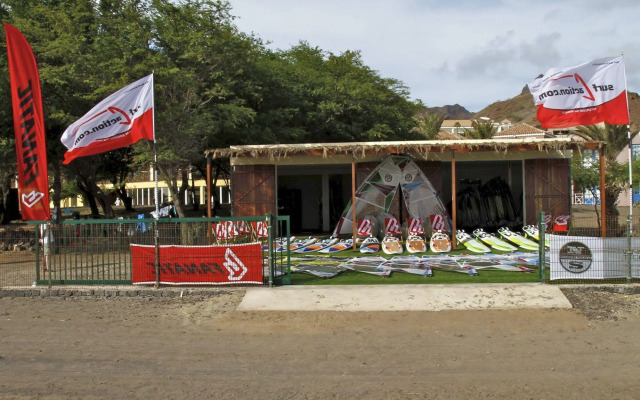 Flag Hotel Foya Branca