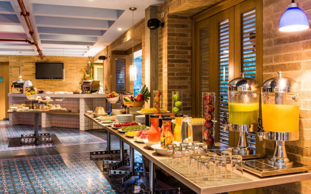 NH Bogotá Pavillon Royal Hotel