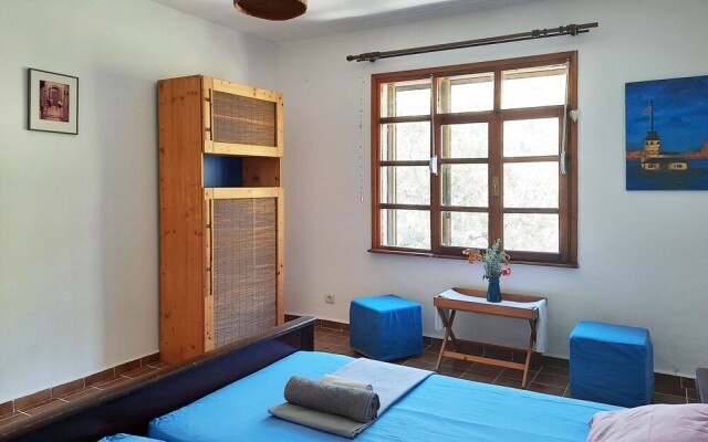 ada-art guesthouse