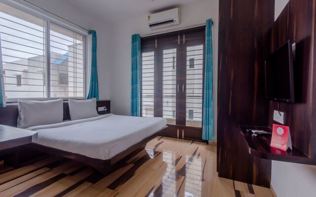 OYO 9738 Hotel House Khas Suites