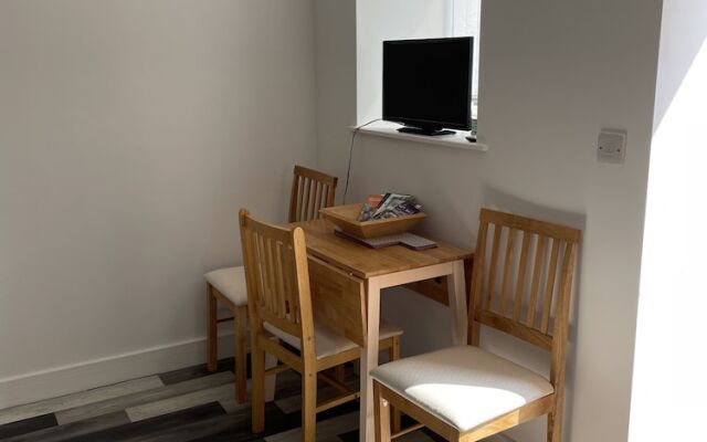 Impeccable 1-bed Apartment in Chesterfield