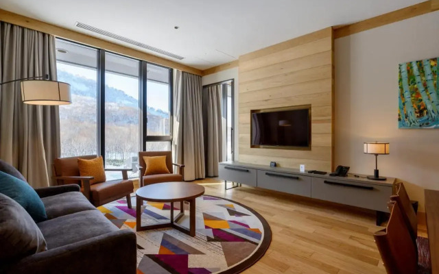 Yu Kiroro, Ski-in Ski-out Luxury Residences