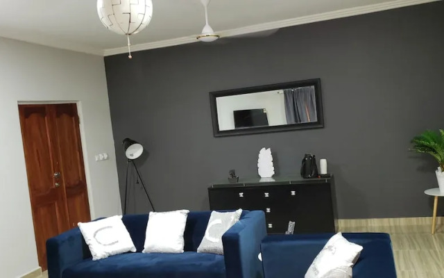 Candice serviced Apartment