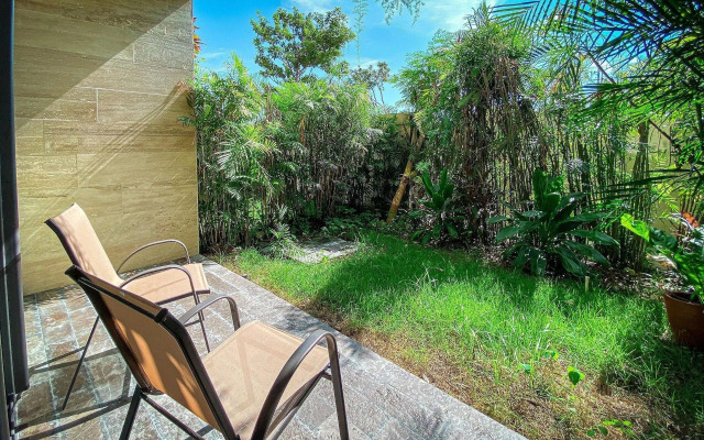 Mistiq Luxury Condo