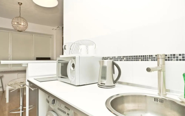 Little Home - Krucza 19