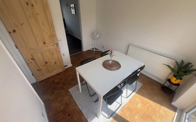 Charming 3-bed House in Leighton Buzzard