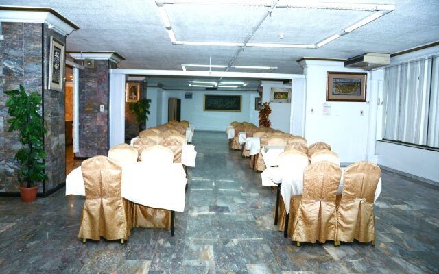 Borg Al Alam Hotel