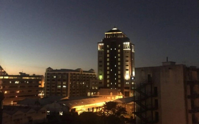 Palms Hotel