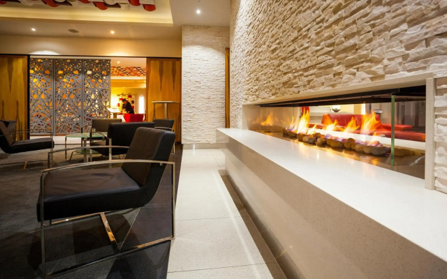 Mantra Charles Hotel Launceston