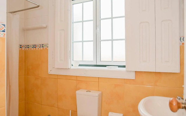 Torreira . Yellow Beach Pavilion