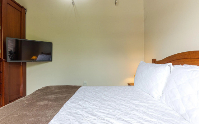 Apto 2qtos churrasq. 400 à praia | Jurerê - JBA202