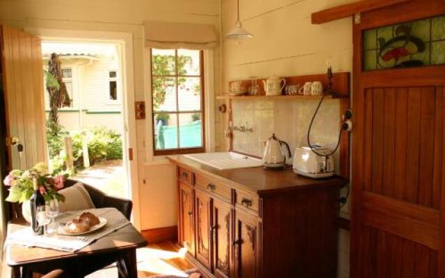 Bluff Hill Bed & Breakfast