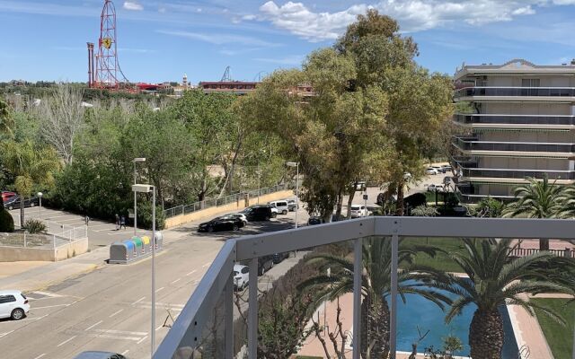 T&H Aventura Park Family Apartment