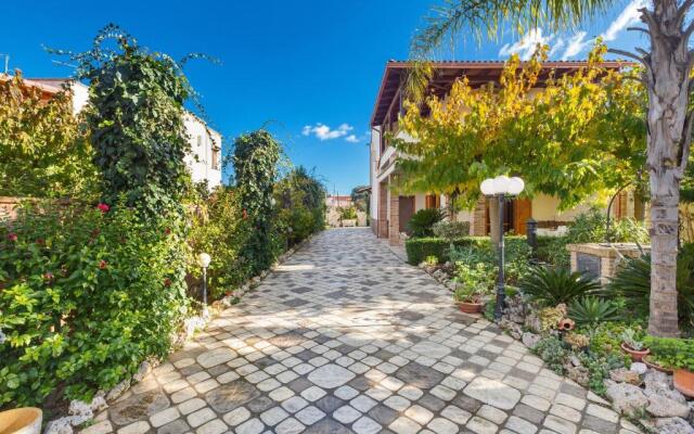 Villa Rosy by BarbarHouse