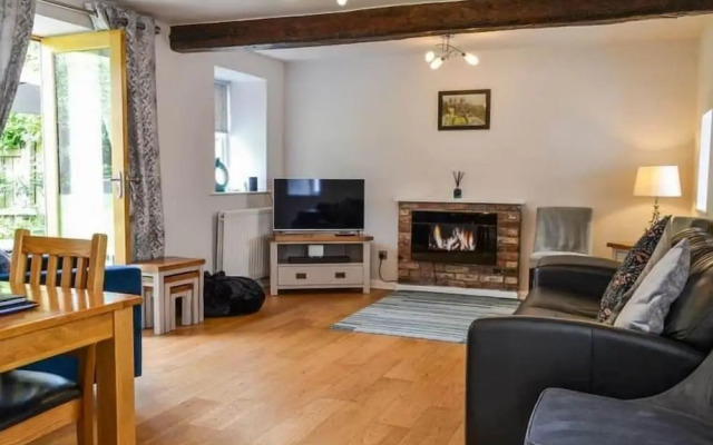 The Old Granary - Holiday Cottage