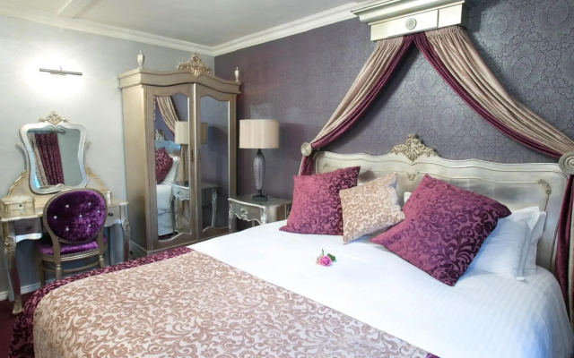 Greenvale Hotel