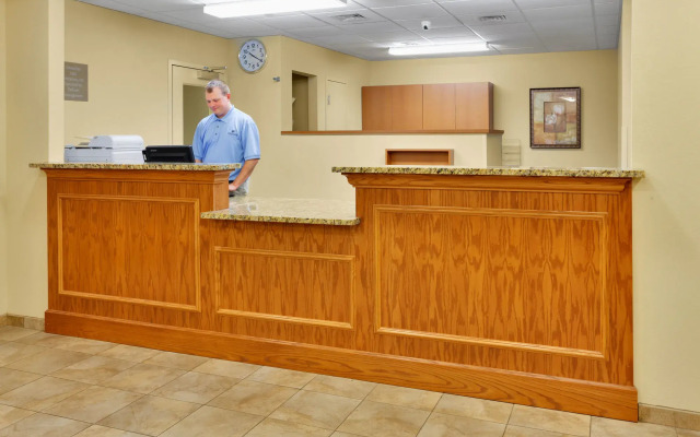 Candlewood Suites Harrisburg I-81 - Hershey Area by IHG