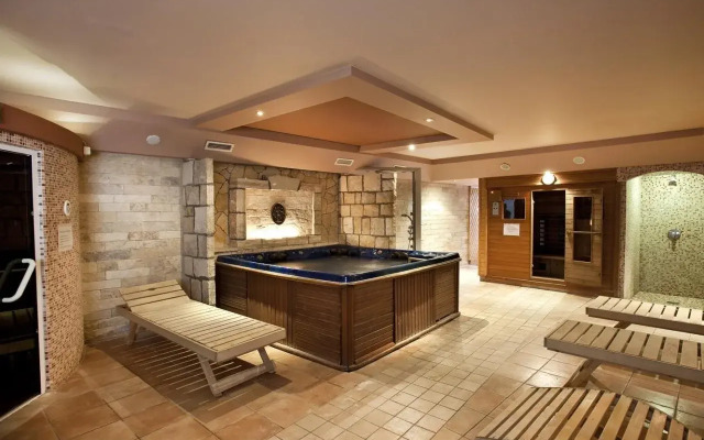 Hotel Makar Sport & Wellness