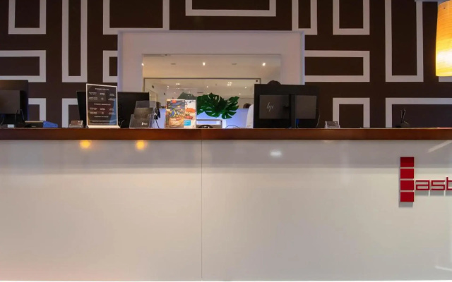 Aston Business Hotel