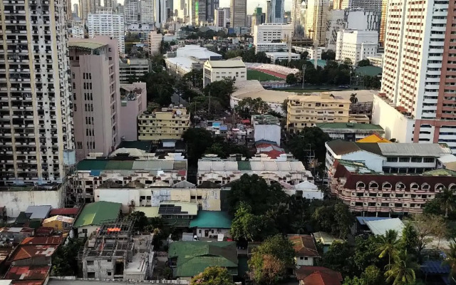 Somerset Condominium Tower 1