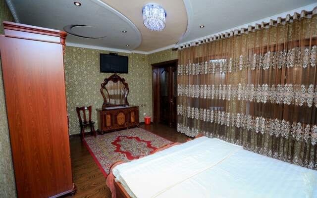 Hotel Kurush