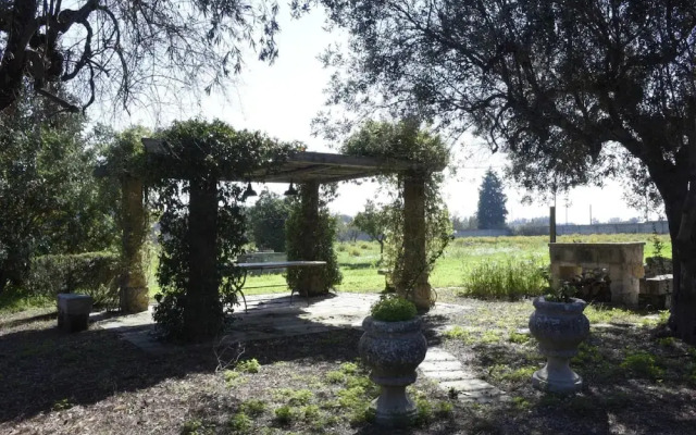 Villa Near Lecce With Garden and Beaches