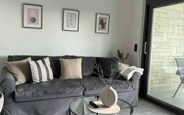 Meliana Homes
