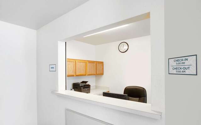 WoodSpring Suites Houston Westchase