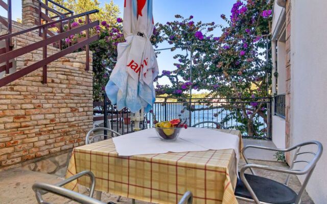 Apartment Rubin Hvar/Pokrivenik 22733