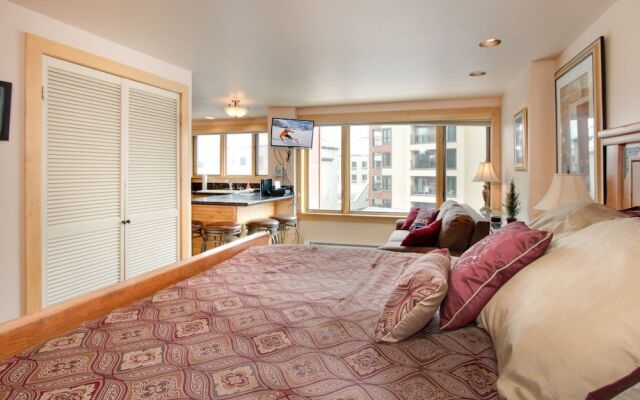 Kennedy Suite Studio