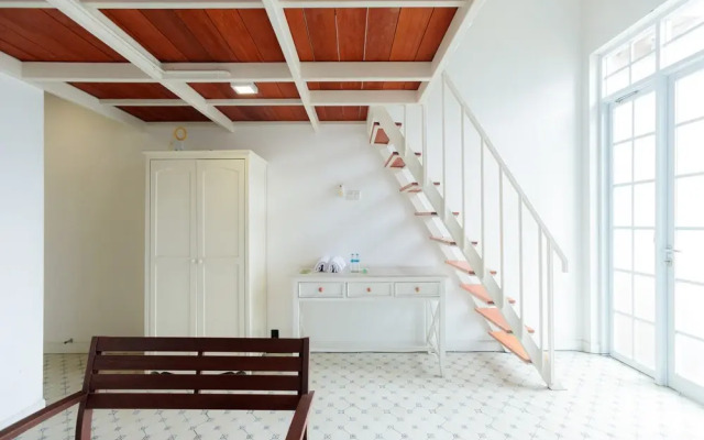 Urbanview Blessing Residence Surabaya by RedDoorz