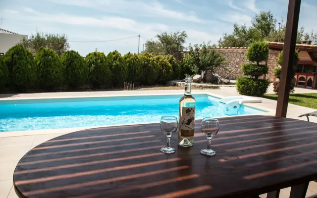 Villa Anthia