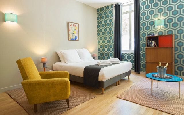 Hôtel Helzear Champs Elysées