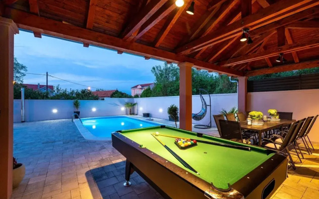 Luxurious Villa in Dalmatia Near Sea