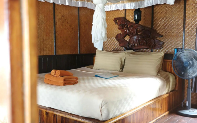 Phi Phi Relax Beach Resort