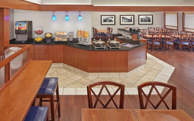 New Haven Village Suites