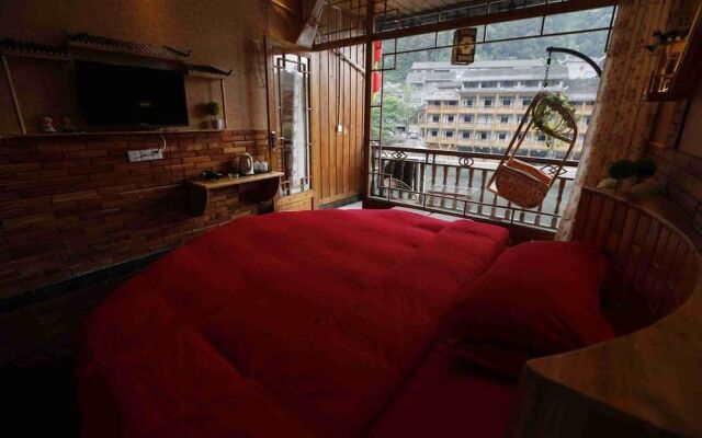 Fengcheng Qiangufengqing Hotel