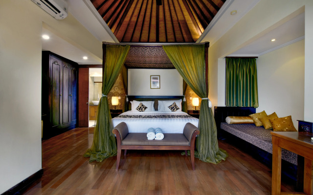 The Khayangan Dreams Villa, Seminyak