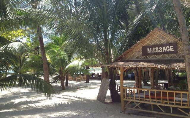 Malibu Beach Bungalows