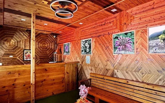 Blue Poppy Resort