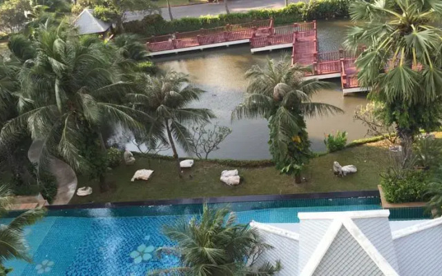 Palm Pavillion Huahin