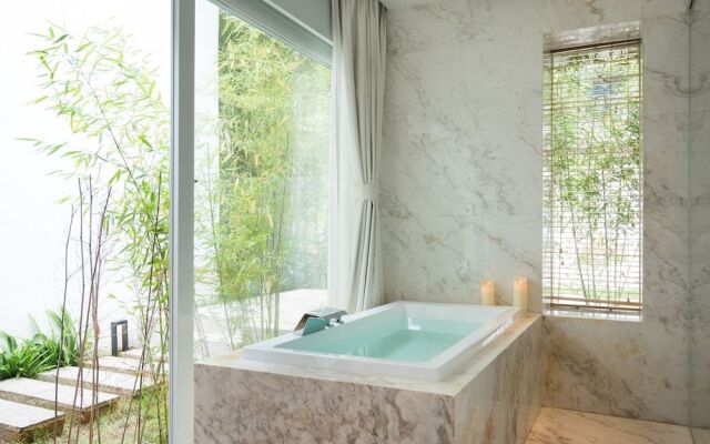 Floral Hotel Lijiang Guangyin Designer