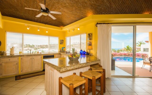 4BR 4BA 1 Mile from Beach&Downtown, Villa Ladrillo