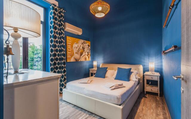 Ursino Apartment With Balcony by Wonderful Italy