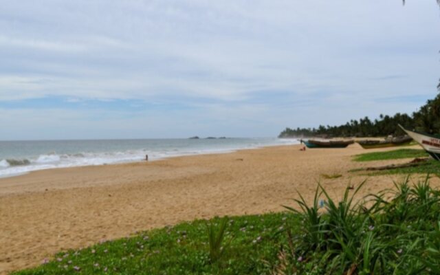 Catamaran Beach Hotel